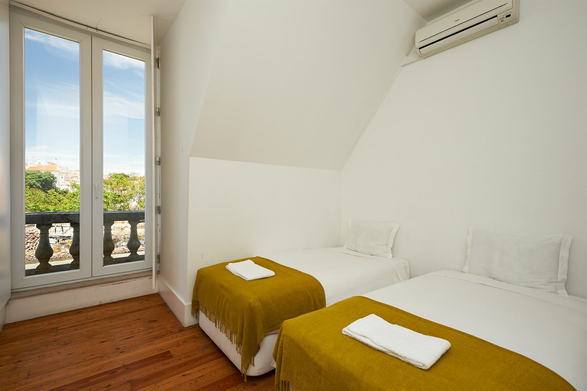 Hello Lisbon Conde Barao Apartments מראה חיצוני תמונה